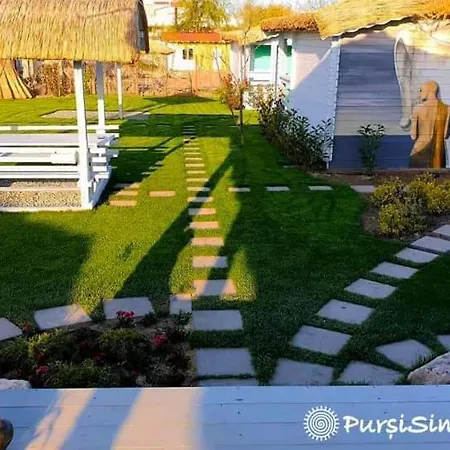 Pur Si Simplu Adults Only Vama Veche