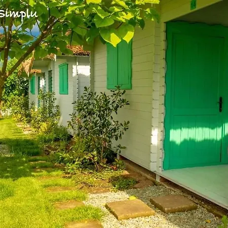 Pur Si Simplu Adults Only Camping *